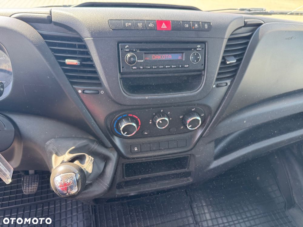 Iveco DAILY 35C14 wywrotka hak tylko 62tys.km!!! - 25