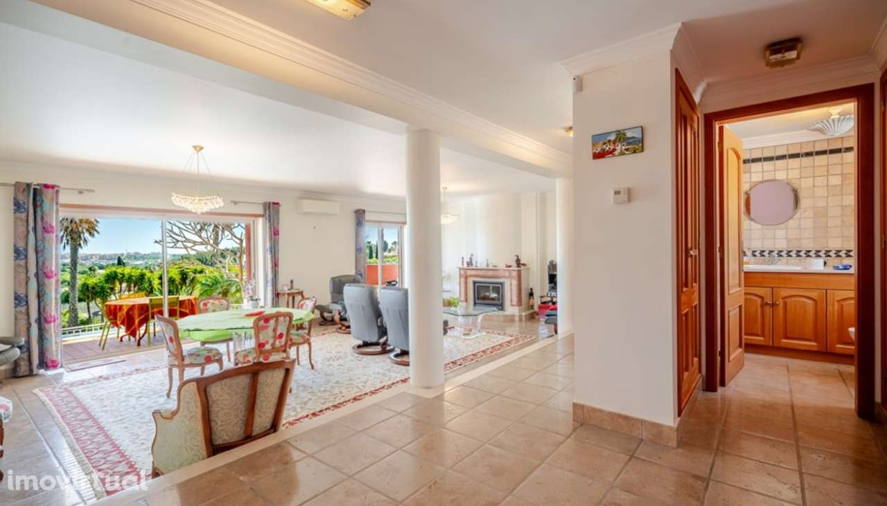 Fantástica Moradia V3 com piscina para venda em Lagos, Algarve - Grande imagem: 3/26