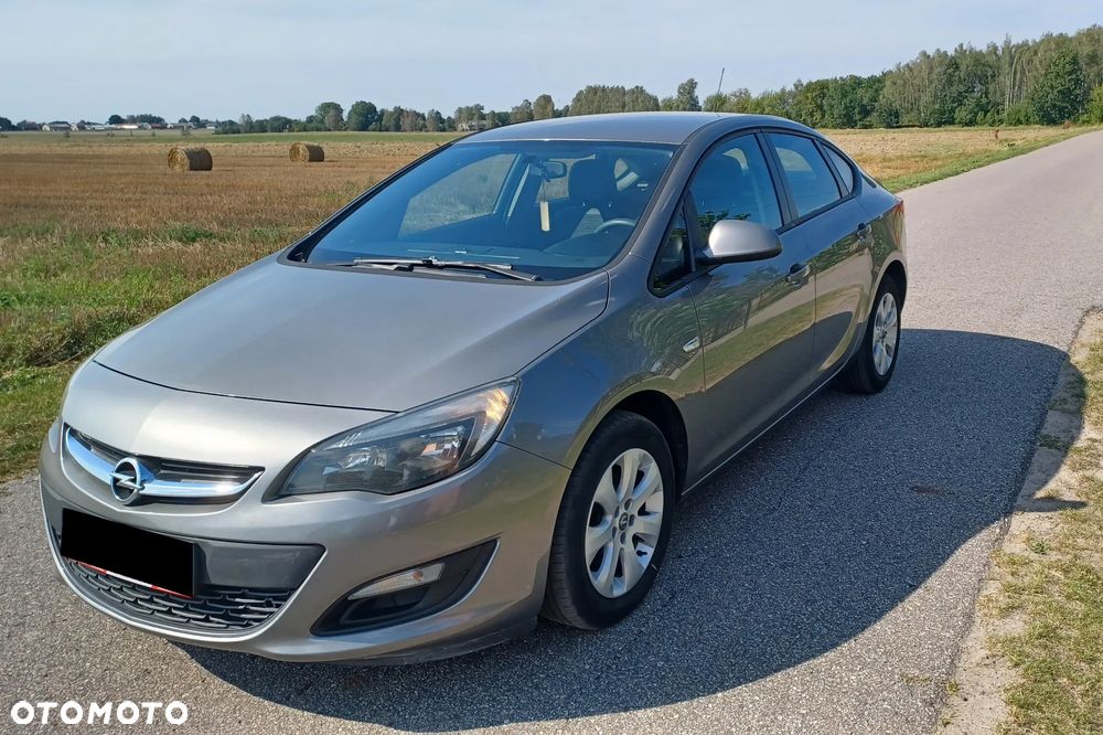 Opel Astra - 4