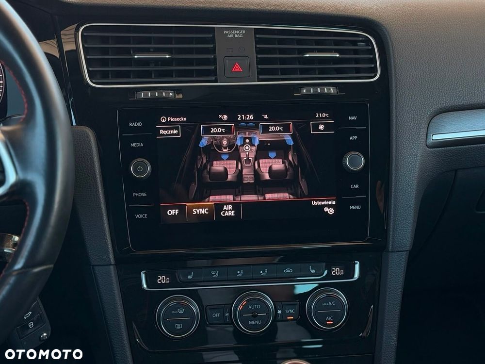 Volkswagen Golf 2.0 TSI BMT GTI Performance - 32