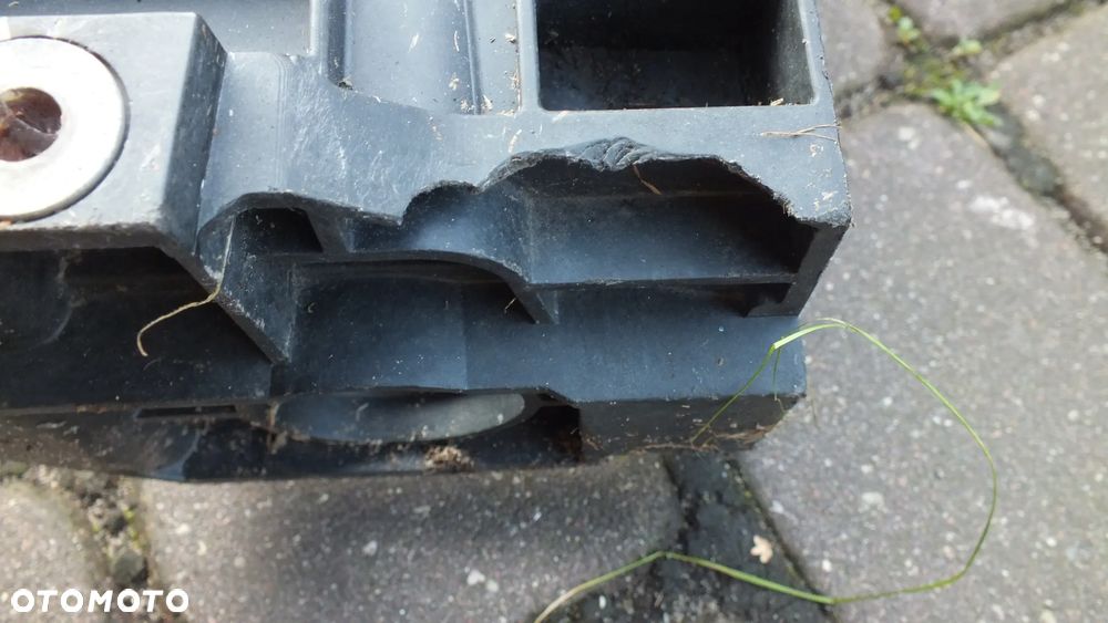 Pas przedni Ford Transit Courier 13- - 4