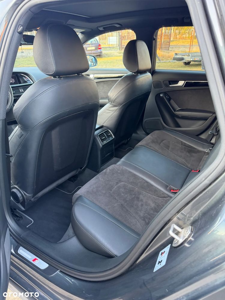 Audi A4 Avant 2.0 TDI DPF clean diesel quattro S tronic S line Sportpaket - 14