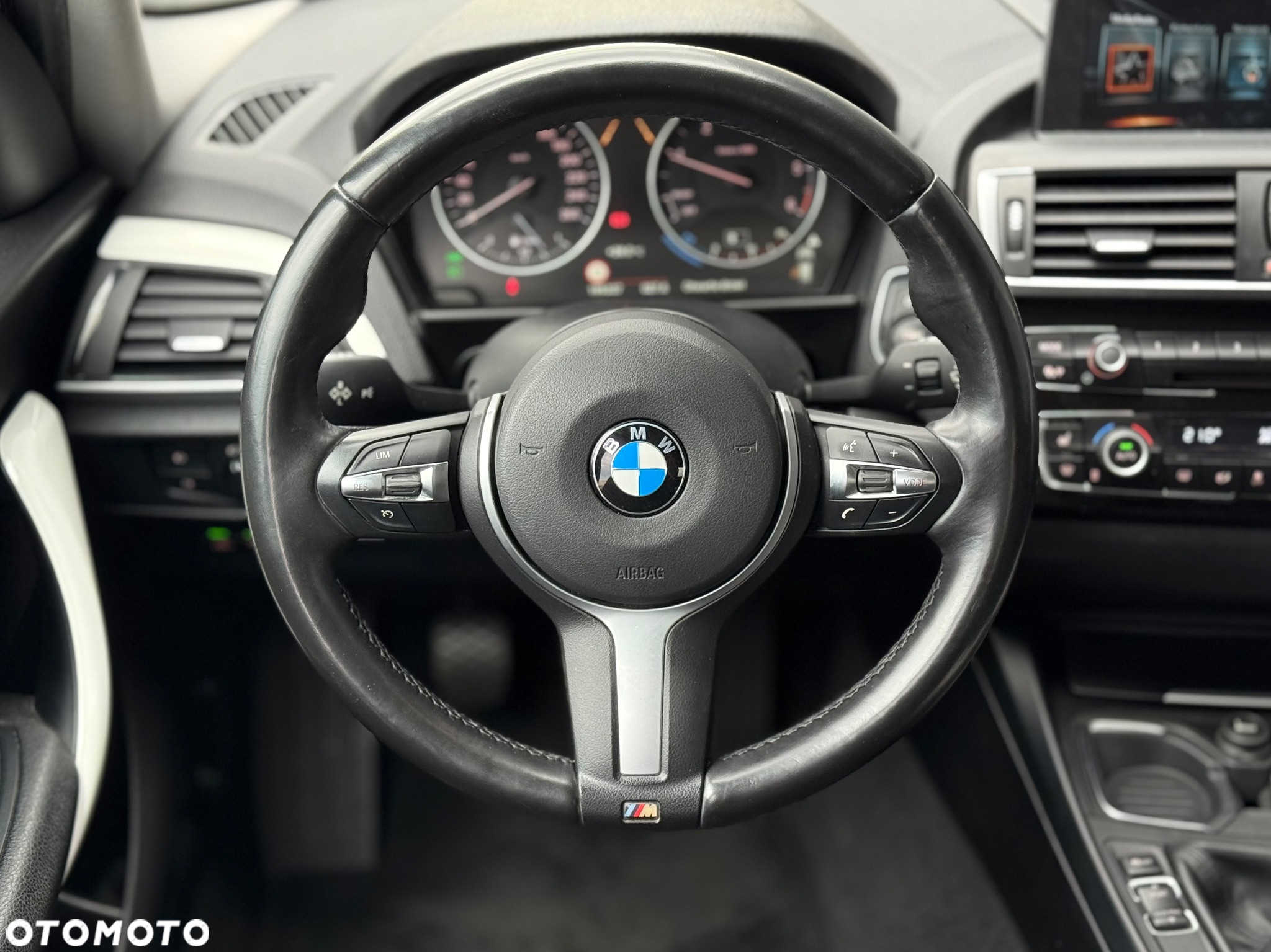 BMW Seria 1 116d Urban Line - 29