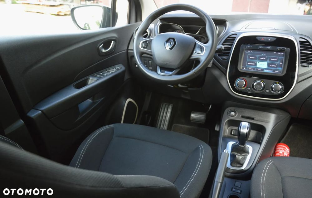 Renault Captur - 21