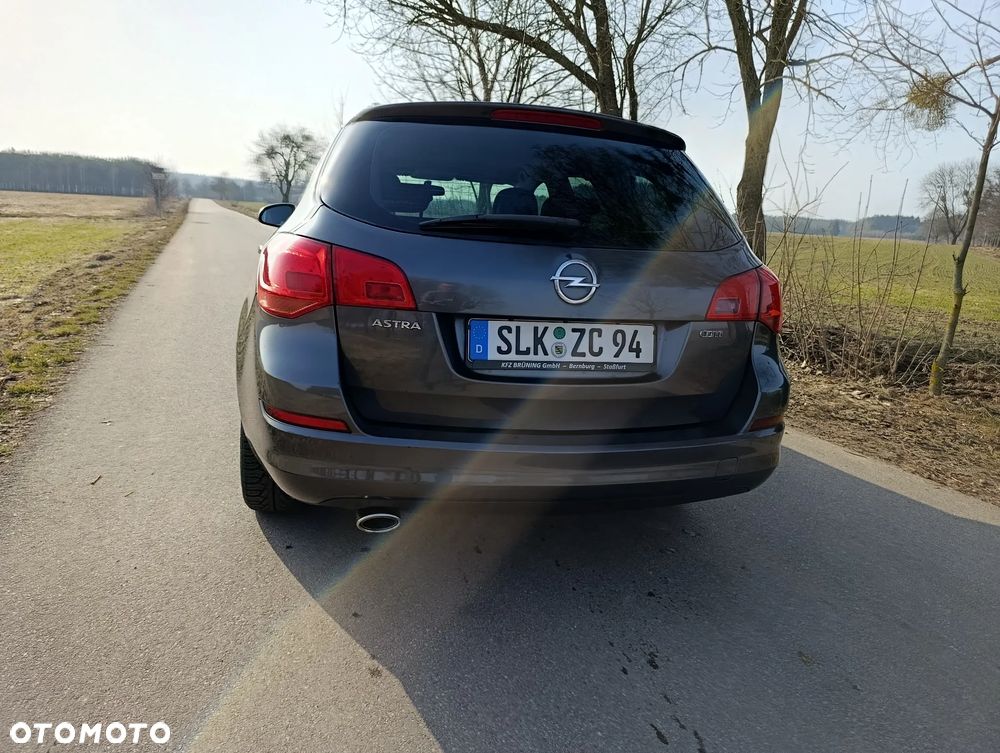 Opel Astra 2.0 CDTI DPF Sport - 4