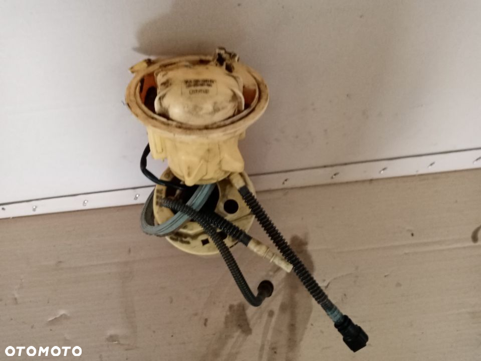 Pompka paliwa VW Touareg 2.5 TDI 7L6919679B 7L6919088 - 2