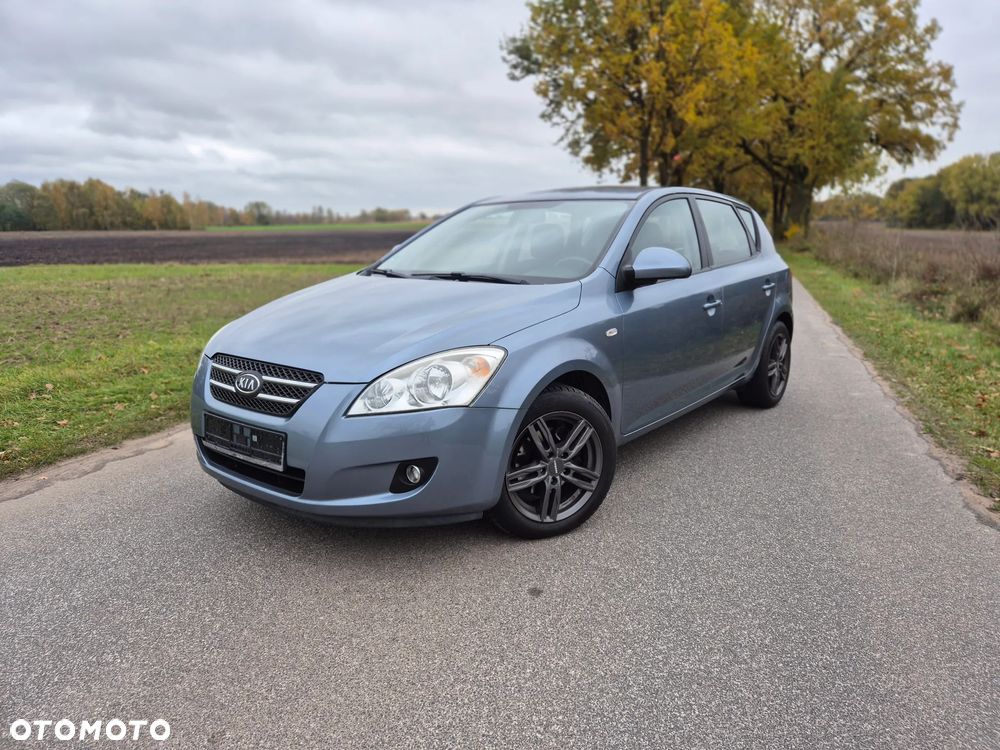 Kia Ceed Cee'd 1.6 Crdi Comfort - 3