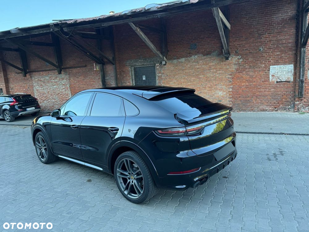 Porsche Cayenne Coupe - 12