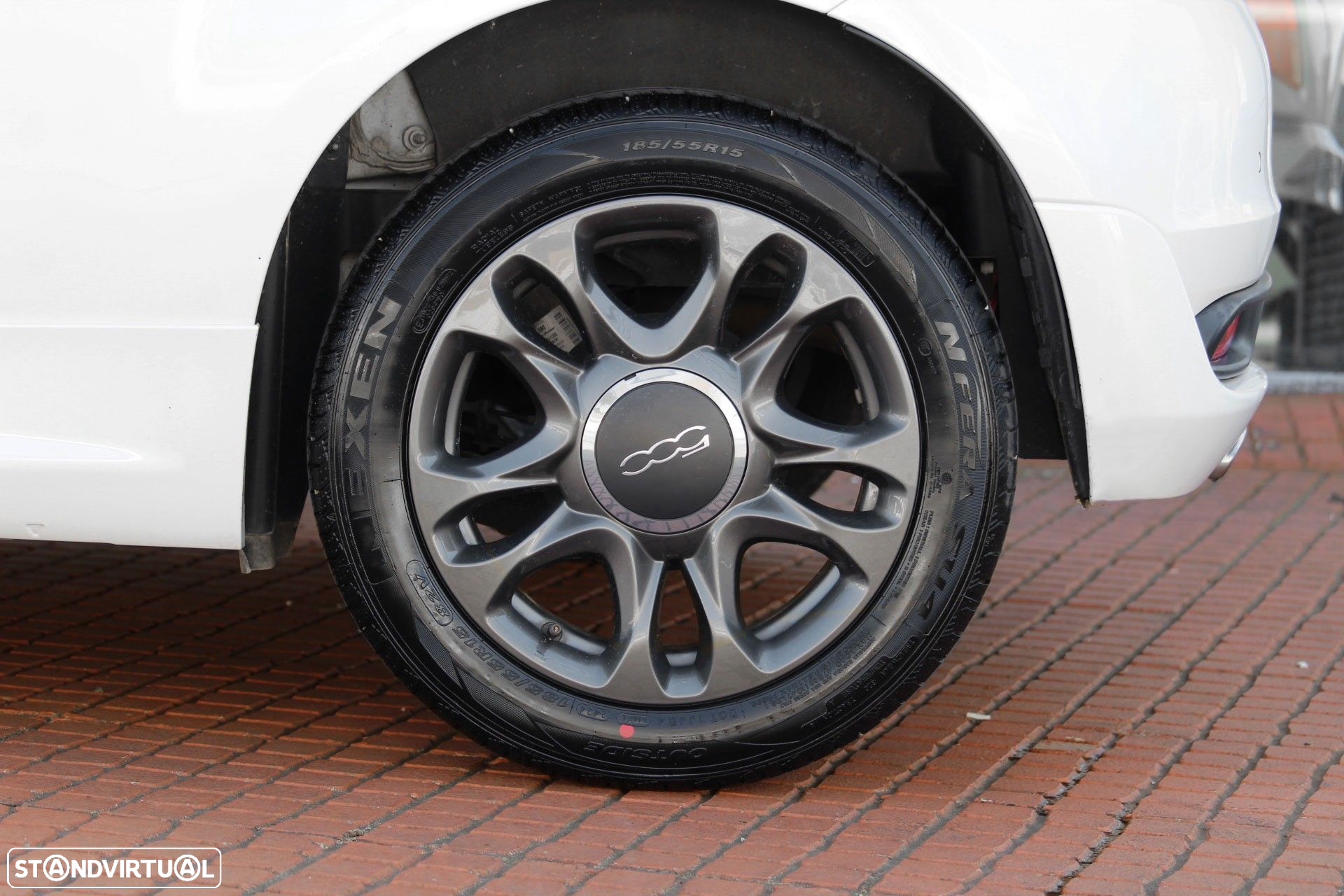 Fiat 500 1.0 Hybrid Connect - 32