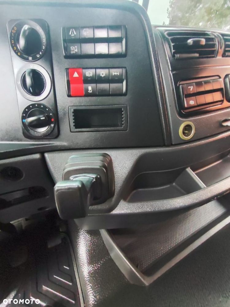 Mercedes-Benz Atego - 19