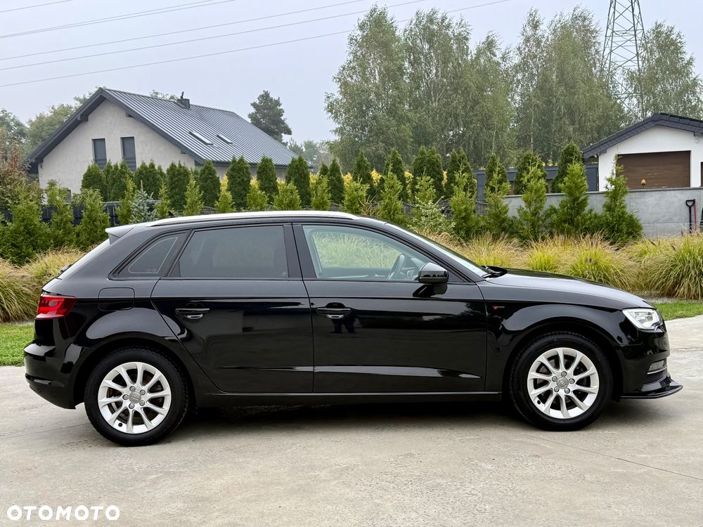 Audi A3 Sportback 1.4 TFSI Attraction - 3