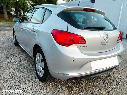 Opel Astra 1.7 CDTI Essentia - 7