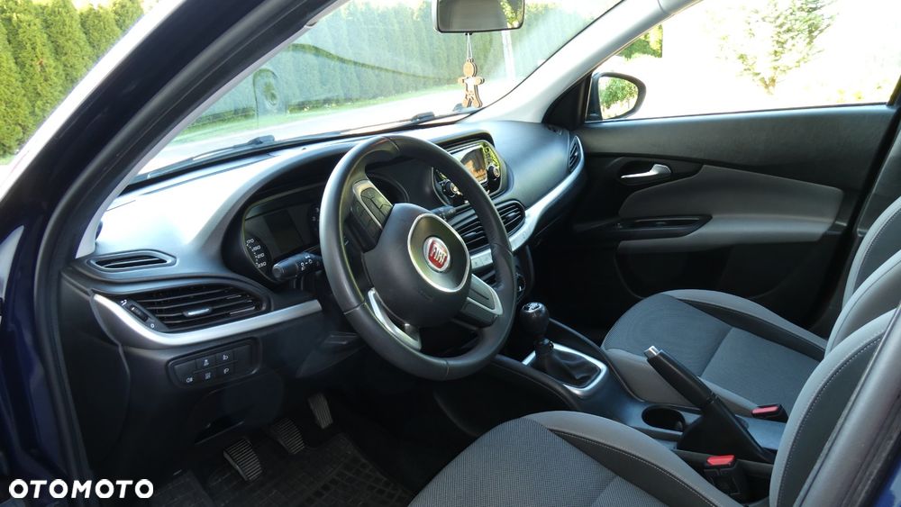 Fiat Tipo 1.4 16V Easy - 9