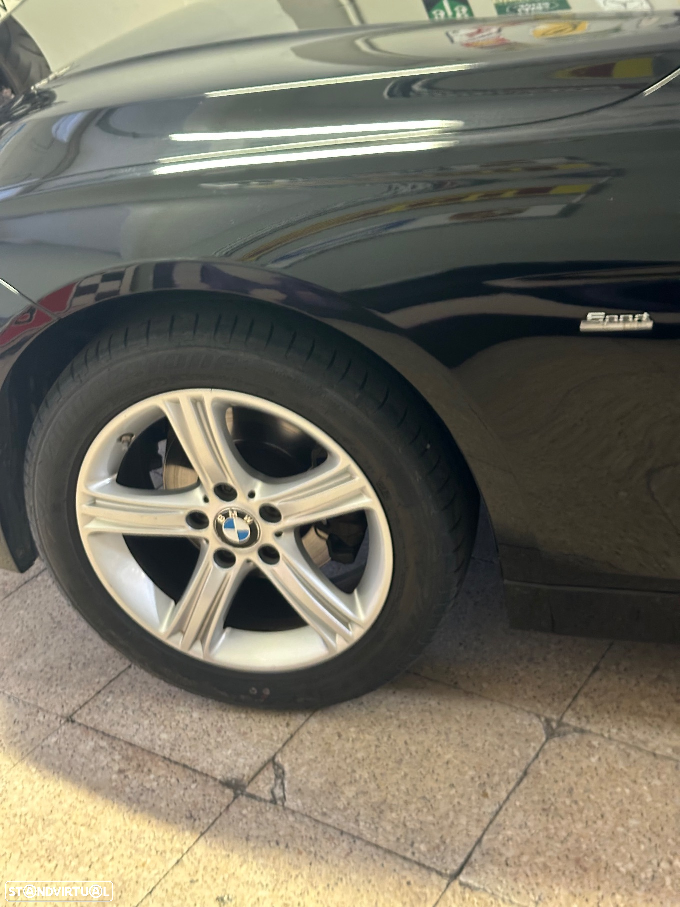 BMW 318 d Line Sport - 15