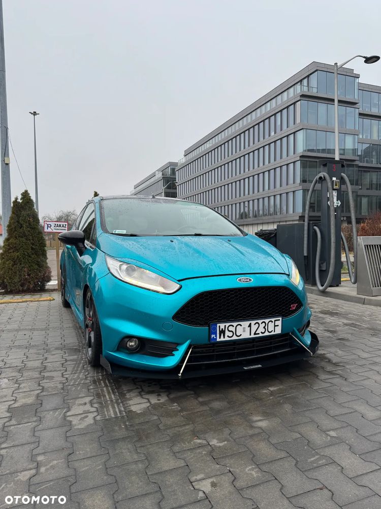 Ford Fiesta 1.6 EcoBoost ST - 1