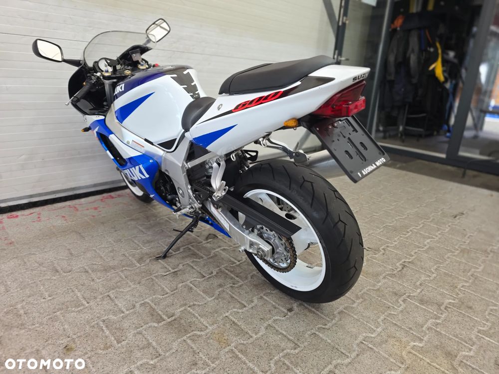 Suzuki GSX-R - 36