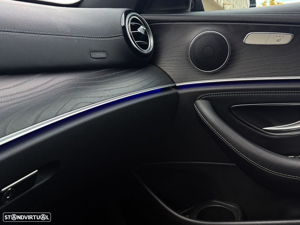 Mercedes-Benz E 300 de T 9G-TRONIC AMG Line - 33