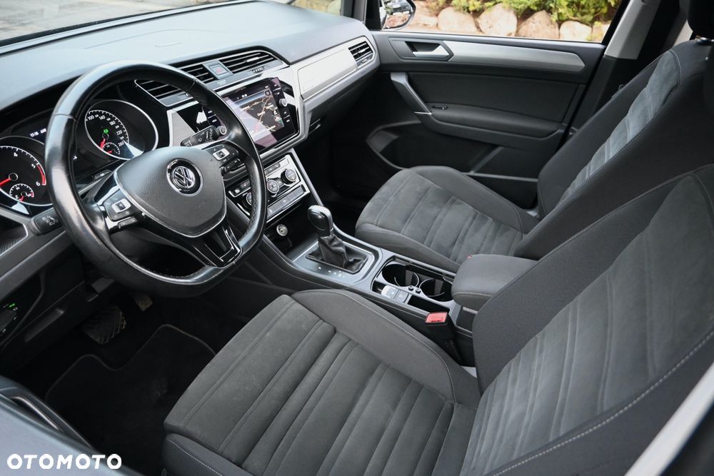 Volkswagen Touran 1.6 TDI SCR (BlueMotion Technology) DSG Comfortline - 17