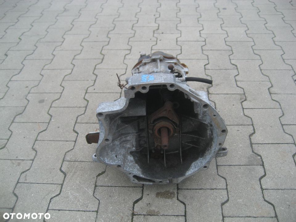 audi 100 c3 benzyna skrzynia biegów 4 biegowa symbol XR - 1