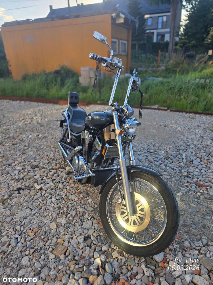 Suzuki VS - 12