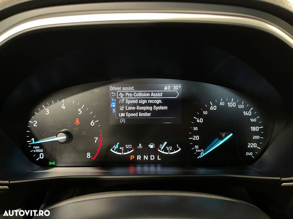 Ford Focus 1.0 EcoBoost Trend Edition - 25
