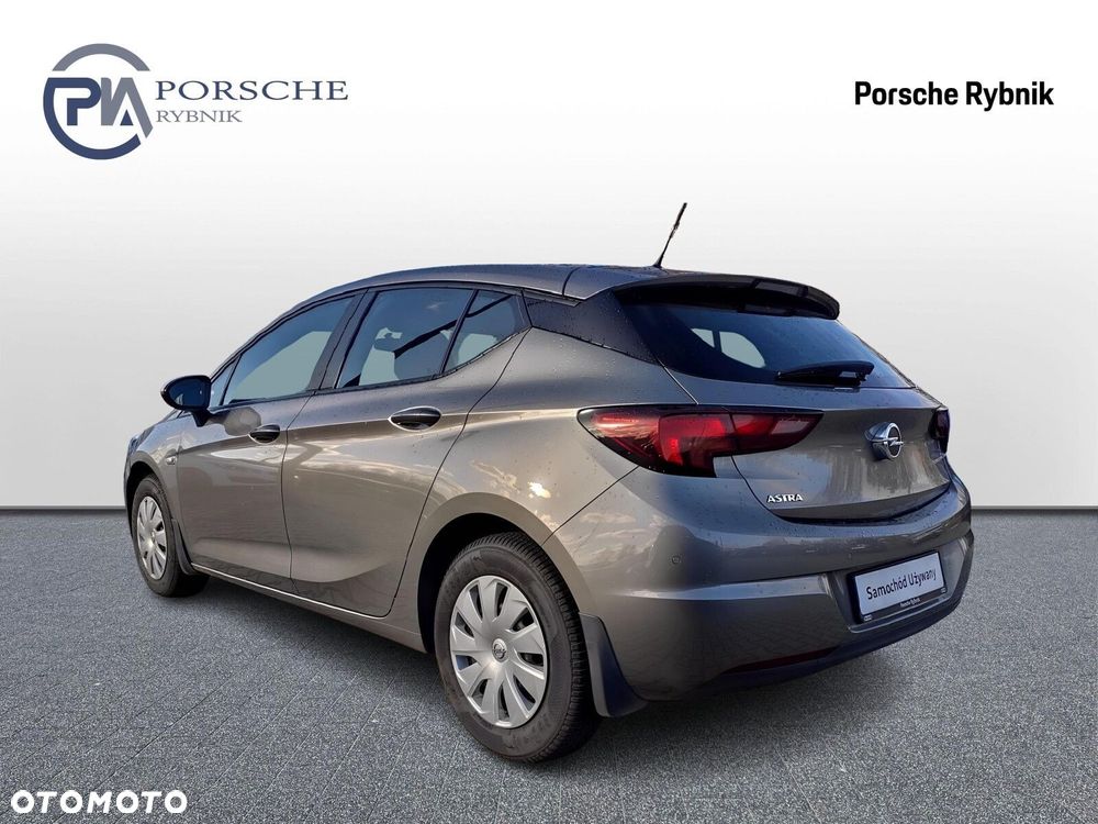 Opel Astra - 4