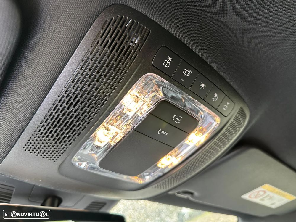 Mercedes-Benz A 250 Limousine - 21