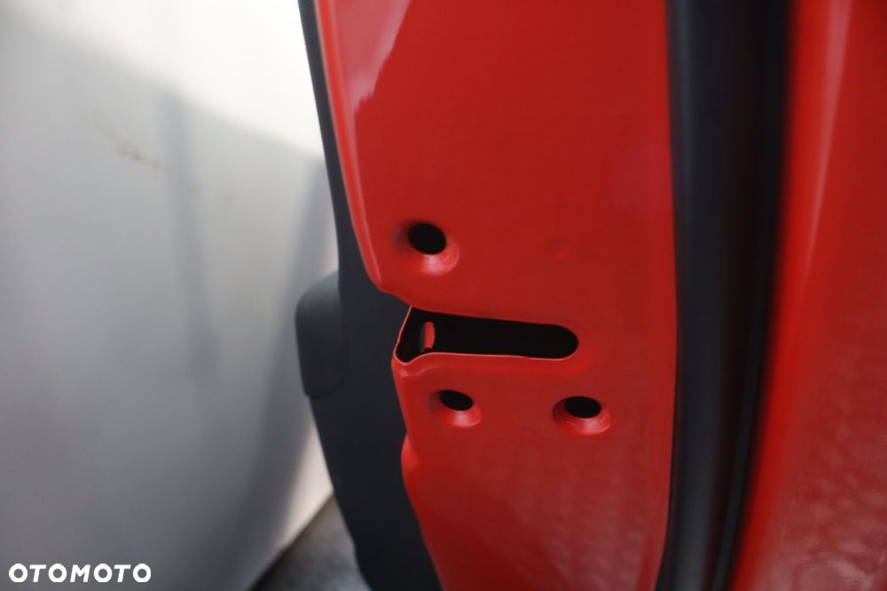 DRZWI PRAWY TYŁ HYUNDAI I20 I BH HATCHBACK - 6