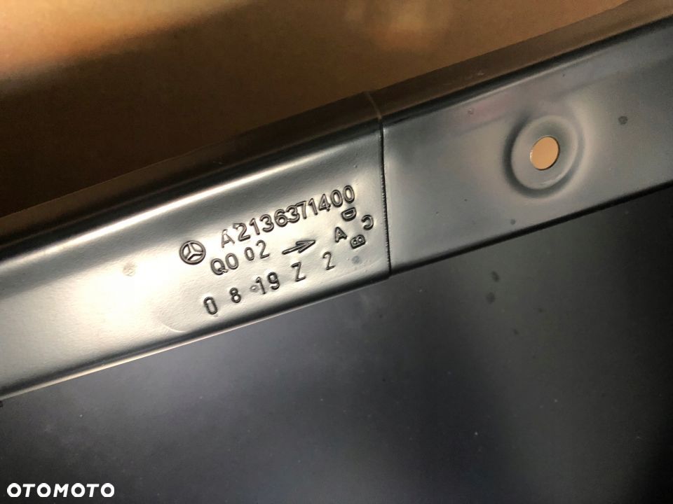 MERCEDES E KLASA 213 błotnik prawy tył - 3
