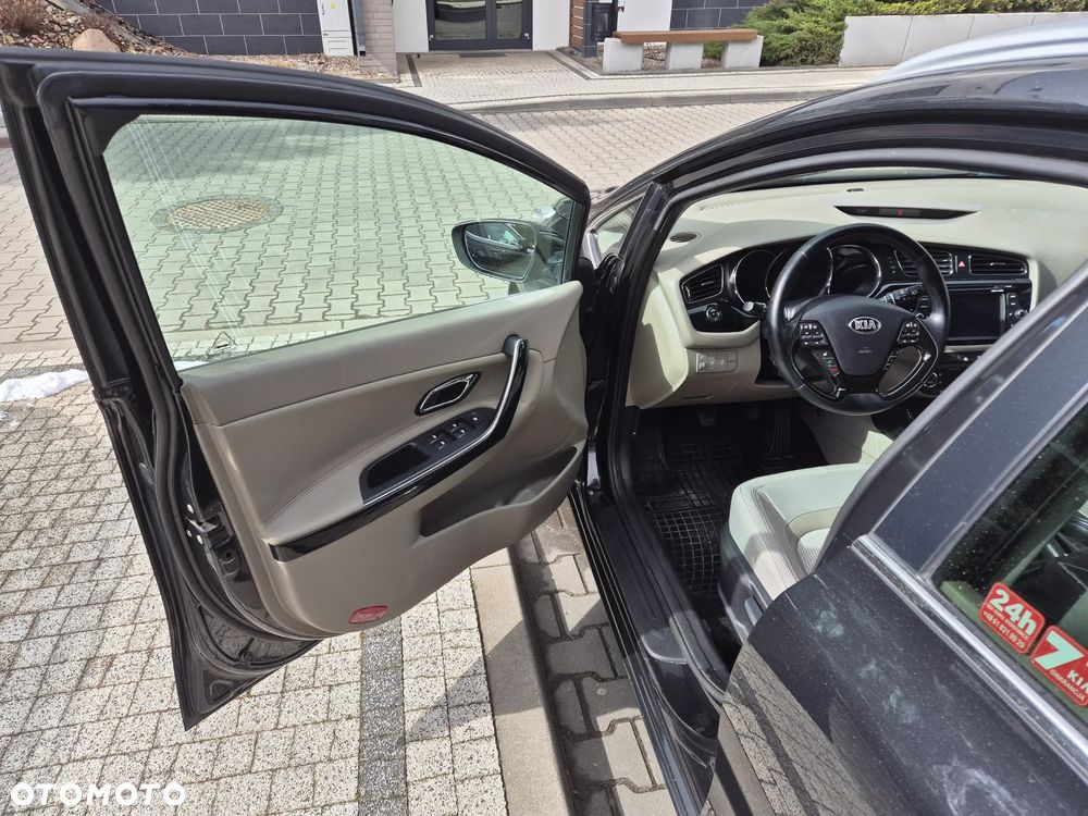 Kia Ceed 1.6 GDI L Business Line - 13