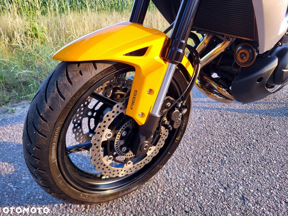 Kawasaki Versys 650 - 22