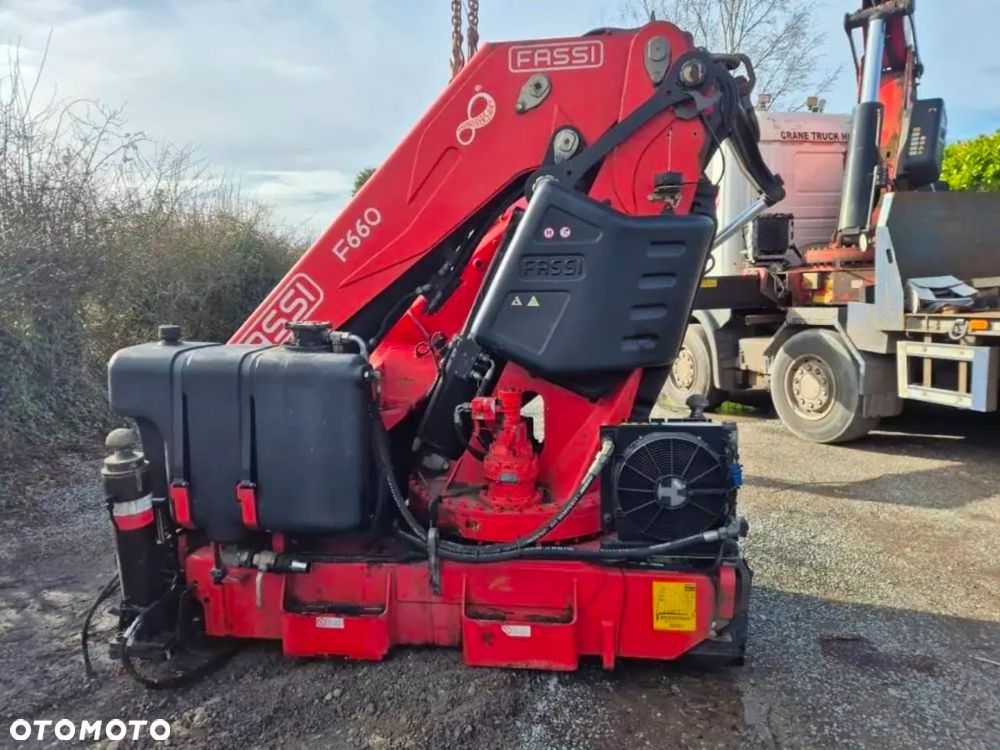 Inny HDS Dzwig żuraw Fassi F660 duży!! 6 razy wysuw hydrauliczny! Dodatkowe podpory. RADIO !!! Mało używany. HIAB Effer Palfinger HMF - 14