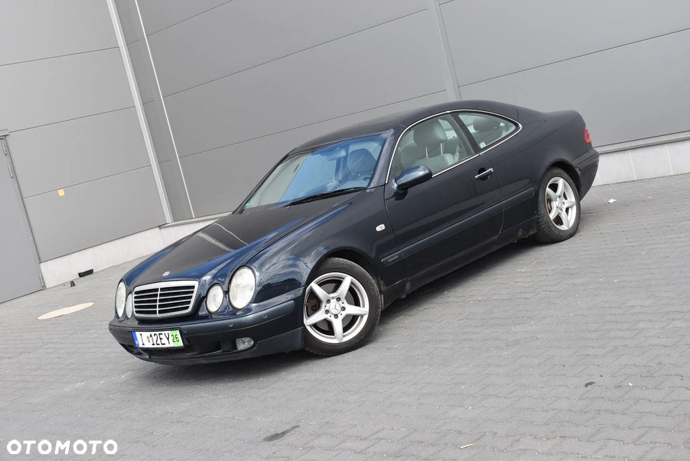 Mercedes-Benz CLK - 1