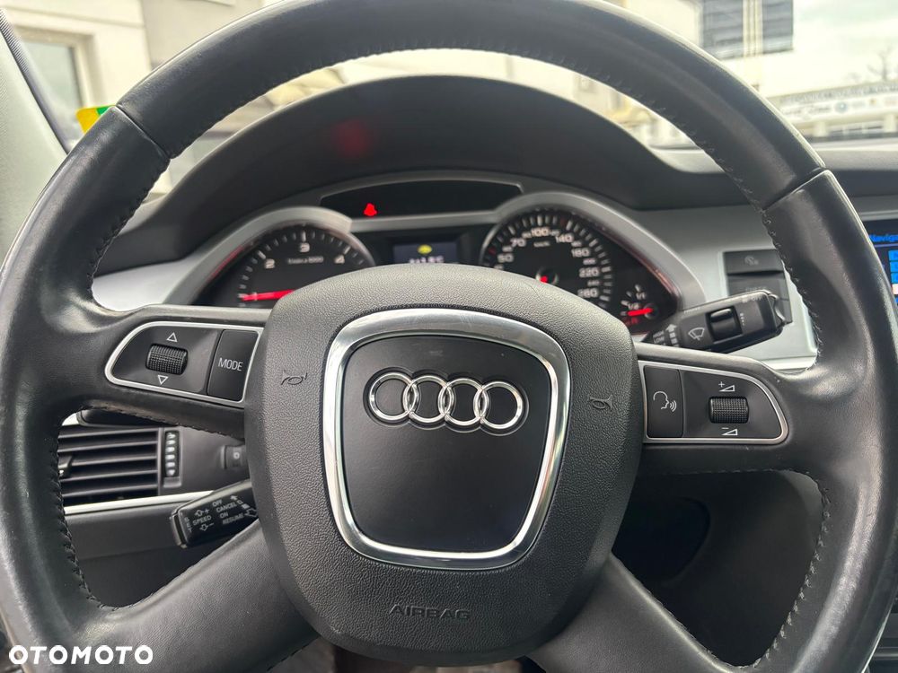 Audi A6 Avant 2.0 TDI Multitronic - 11