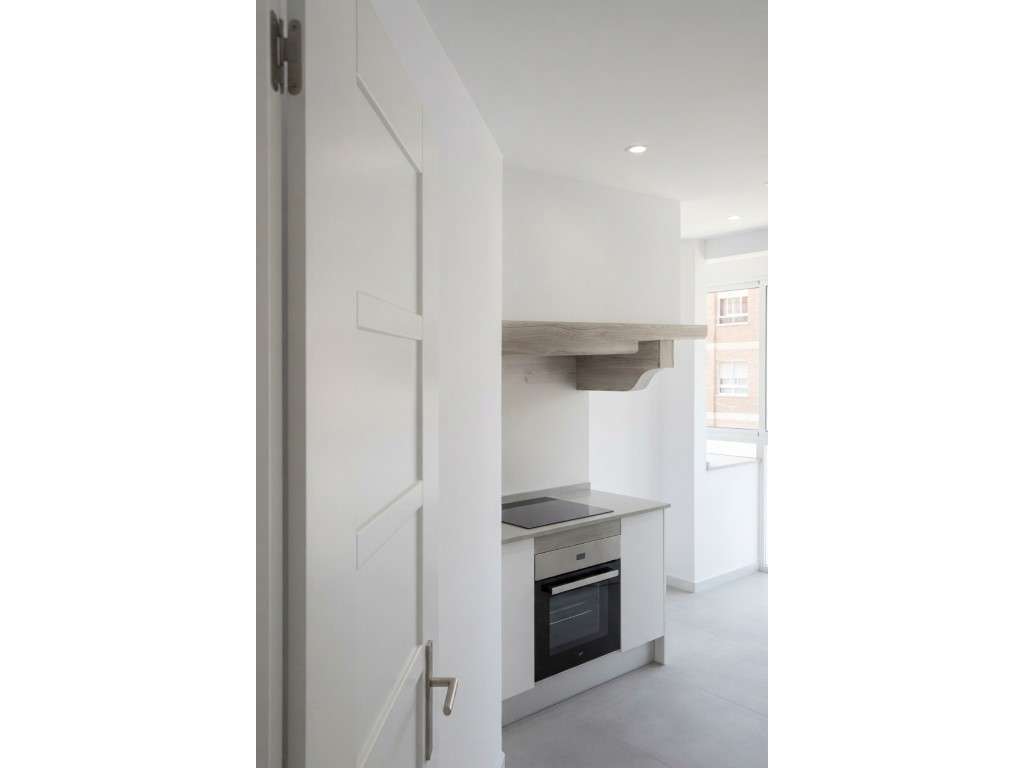 Apartamento T2 para arrendamento na Amadora - Grande imagem: 4/10