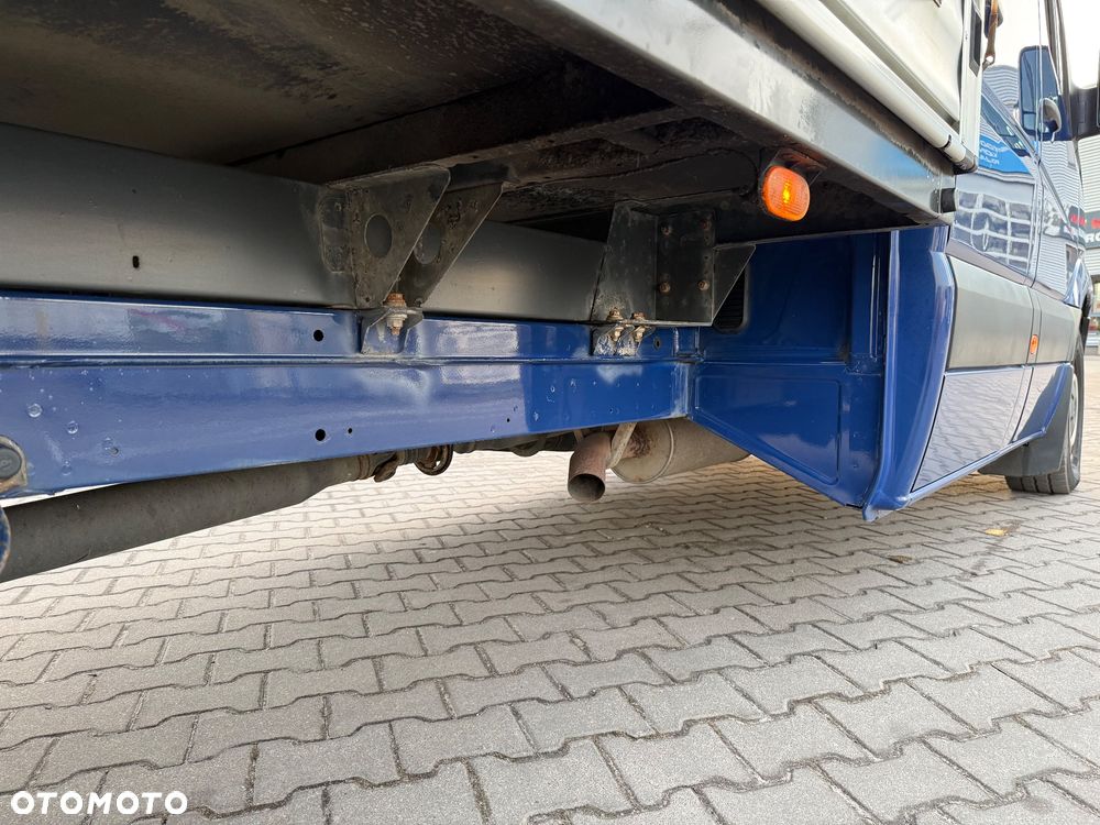 Volkswagen Crafter - 11