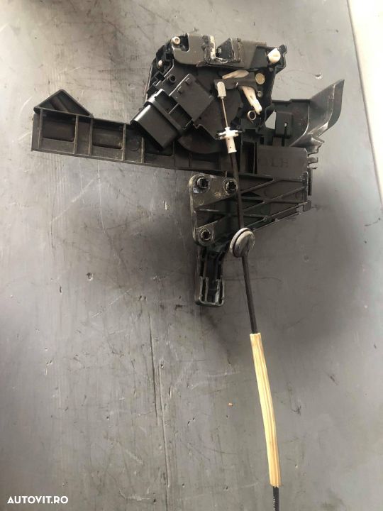 broasca usa stanga spate ford focus 2 - 1