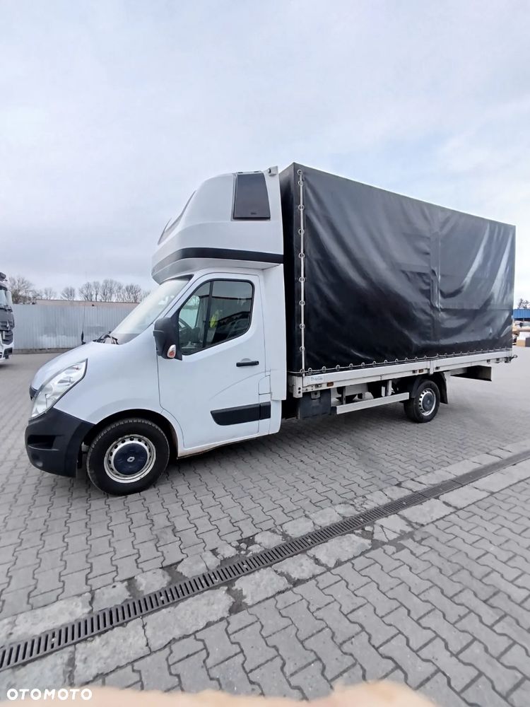 Renault Master - 1