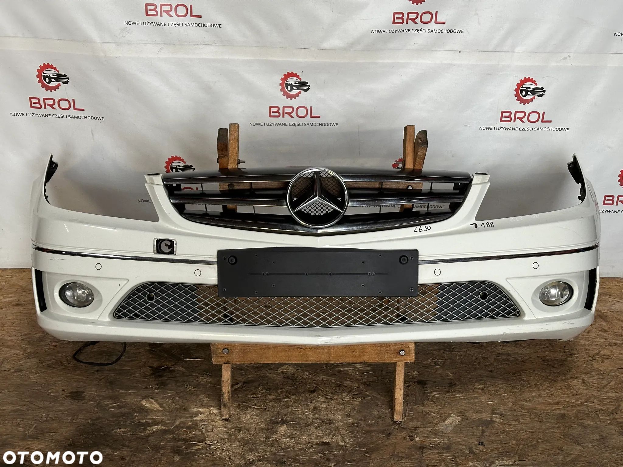 ZDERZAK PRZEDNI MERCEDES CLC W203 08-11 PDC 650 - 1