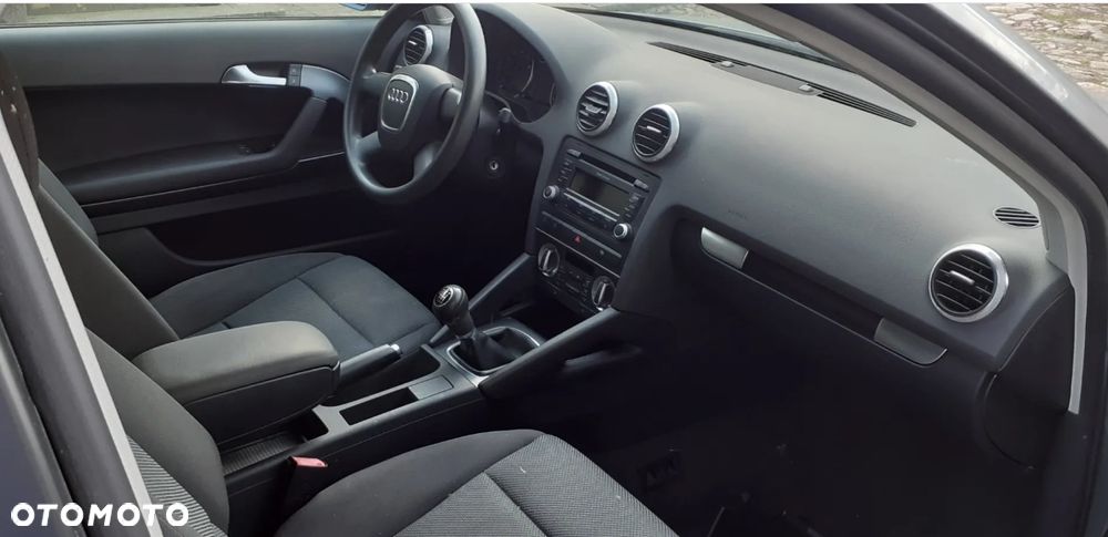 Audi A3 3-drzwiowe 1.4T FSI Ambiente - 3