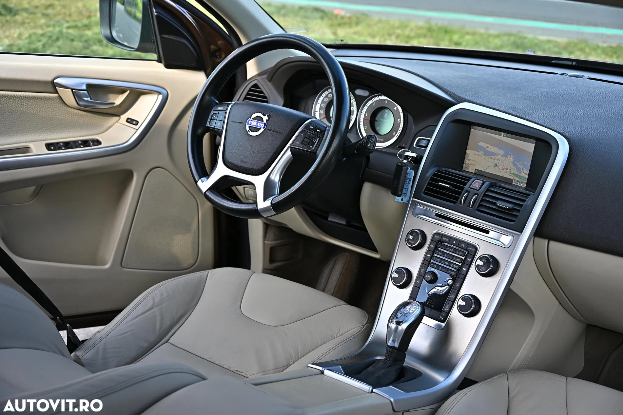 Volvo XC 60 D5 AWD Aut. Edition Pro - 11