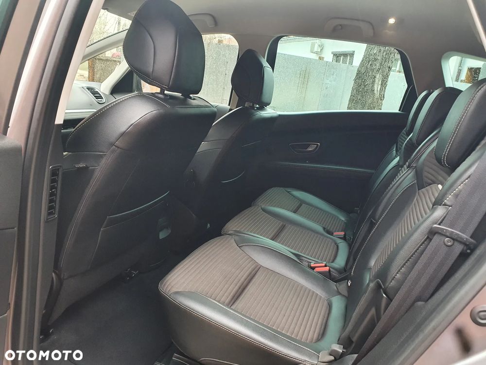 Renault Scenic TCe 140 GPF EDC INTENS - 15