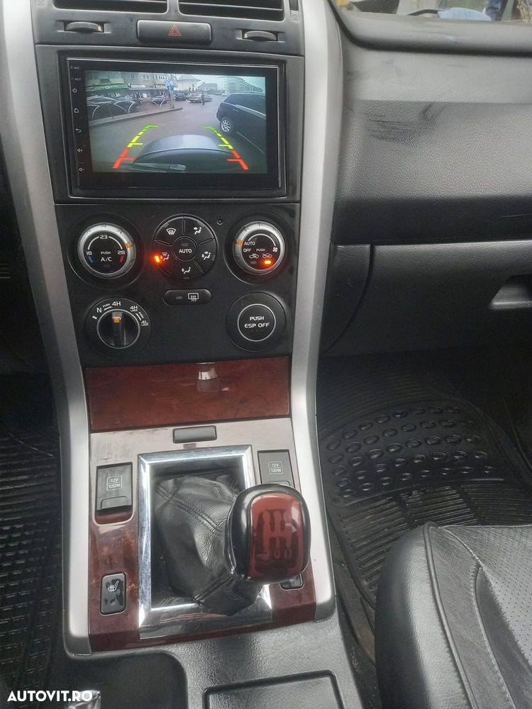 Ford Kuga 2.0 TDCi Powershift 4WD Titanium - 3