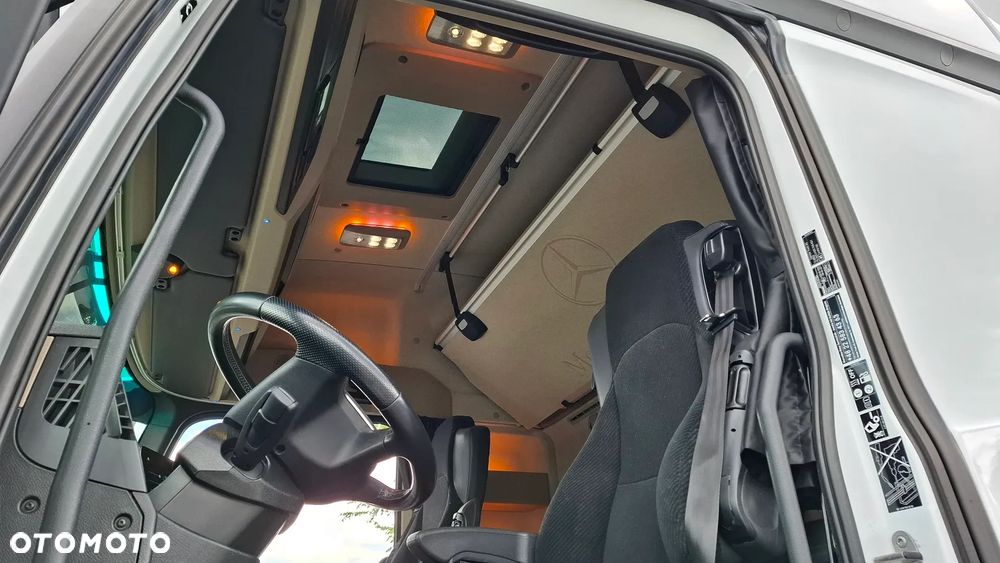 Mercedes-Benz ACTROS L / 1845 LS / STANDARD / KLIMA POSTOJOWA / NAVI / FULL LED / NOWE TACHO / SALON PL - 31