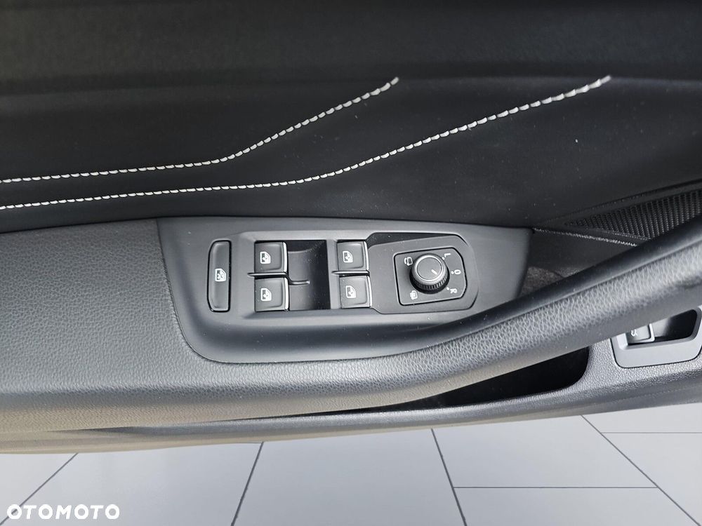 Volkswagen Arteon 2.0 TSI Elegance DSG - 17