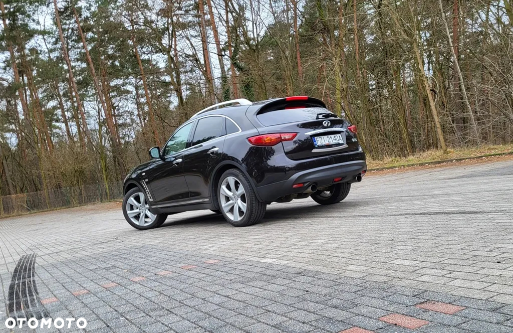 Infiniti QX70 3.0d S Premium - 9