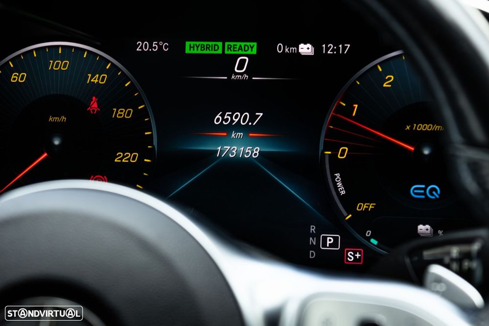 Mercedes-Benz C 300 de AMG Line - 21