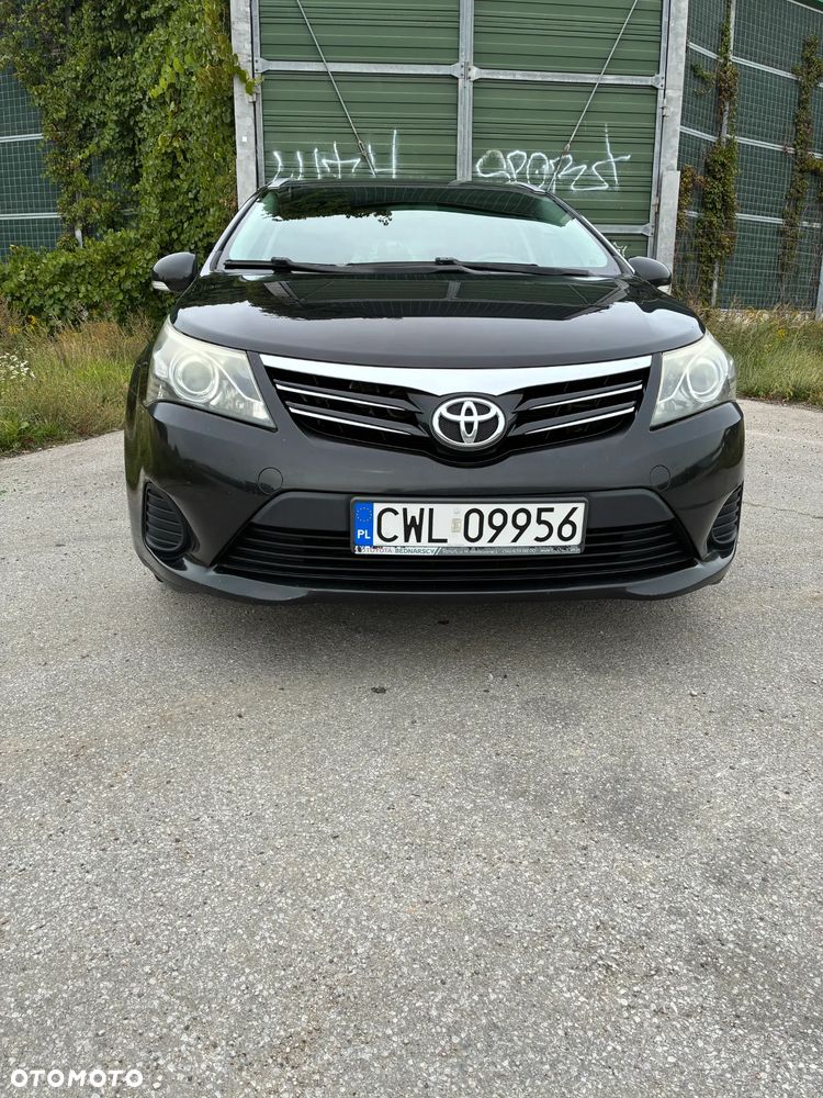 Toyota Avensis 2.0 D-4D Active - 3