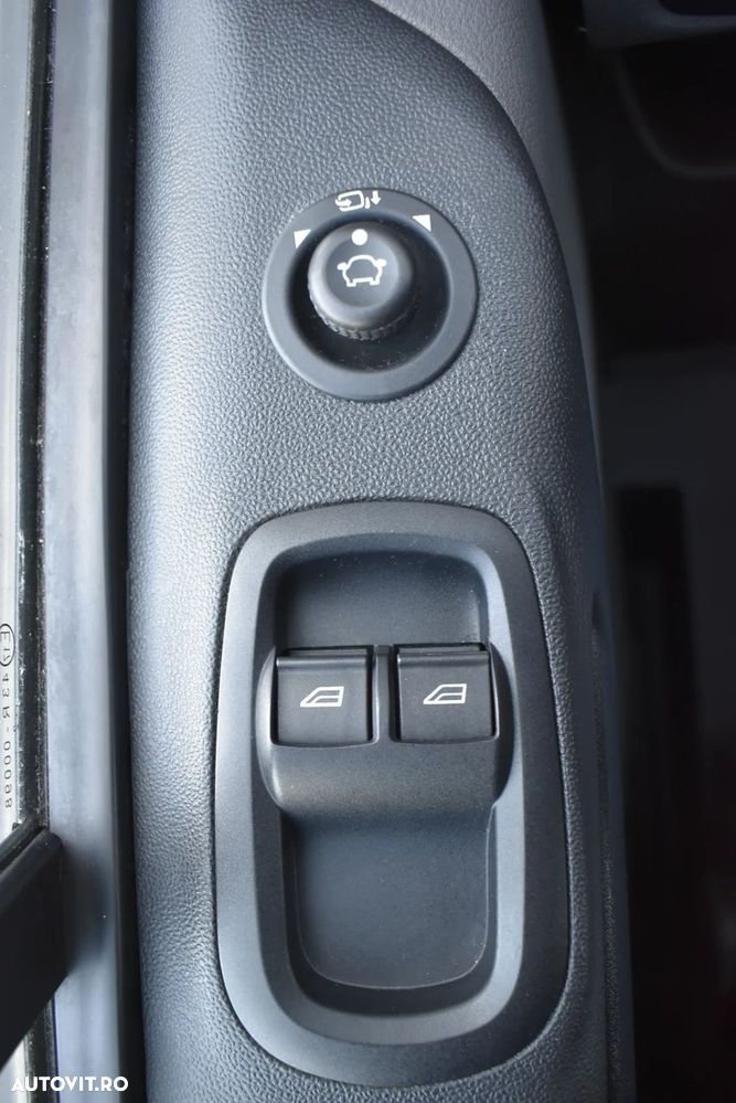 Ford Transit Custom - 28