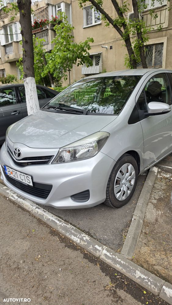 Toyota Yaris 1.33 L Dual VVT-i 5D Luna - 1